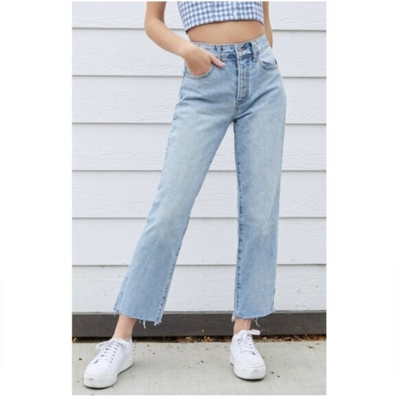 JOHN GALT FROM BRANDY MELVILLE LIGHT WASH DENIM JEANS BUTTONS CLOSURE SIZE XS - Picture 5 of 11